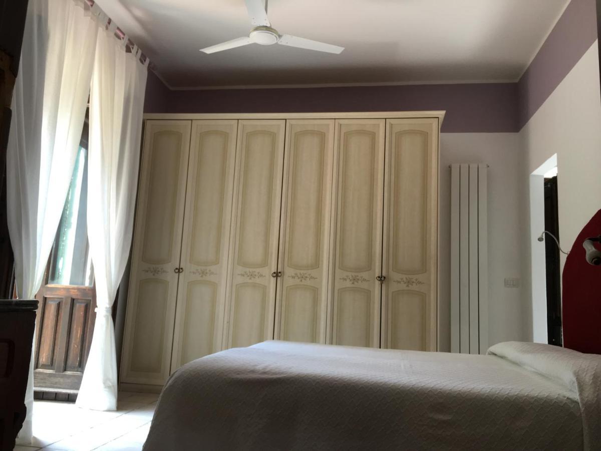 Bed And Breakfast Il Glicine 皮耶迪蒙泰埃特内奥 客房 照片