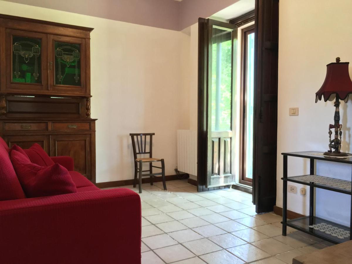 Bed And Breakfast Il Glicine 皮耶迪蒙泰埃特内奥 客房 照片