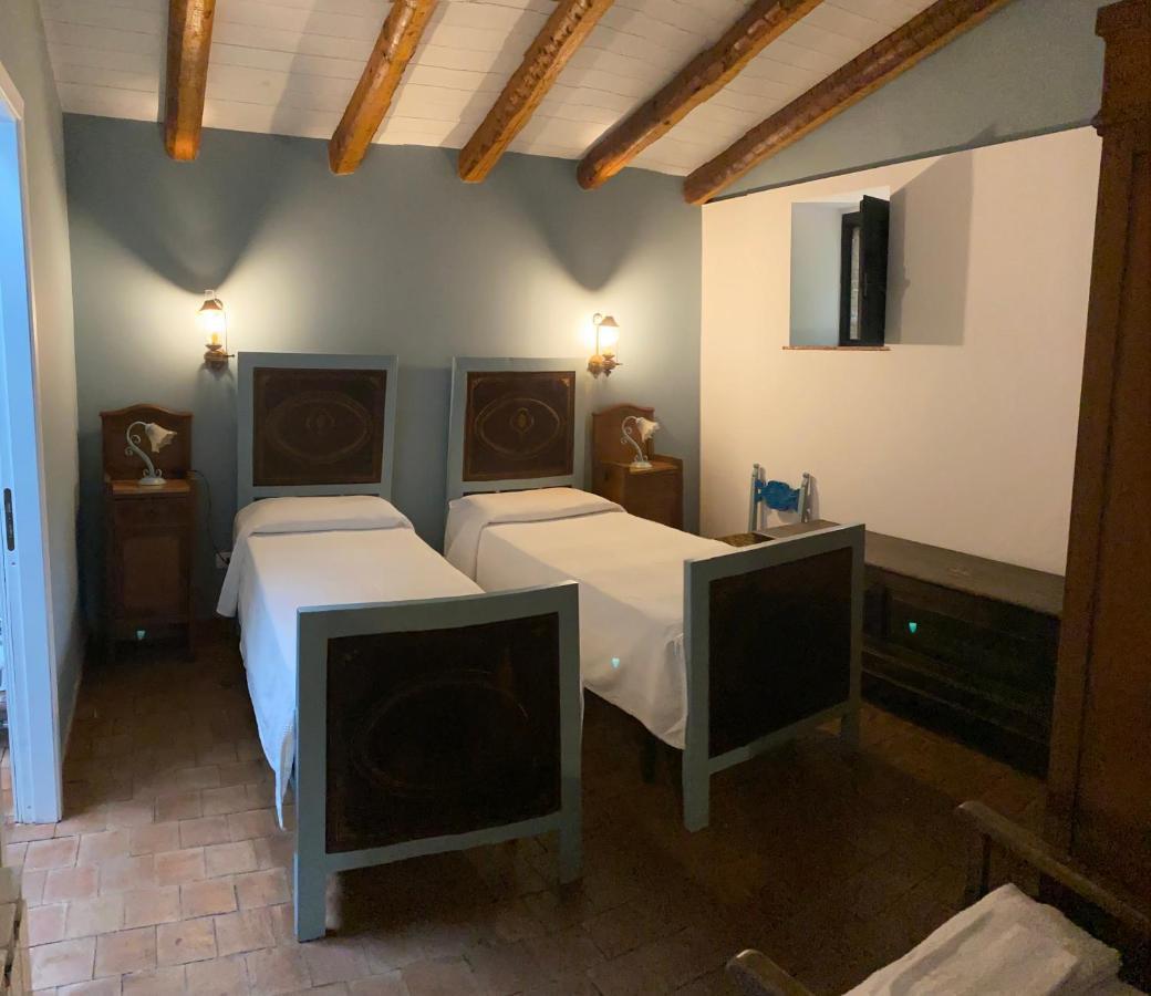 Bed And Breakfast Il Glicine 皮耶迪蒙泰埃特内奥 外观 照片