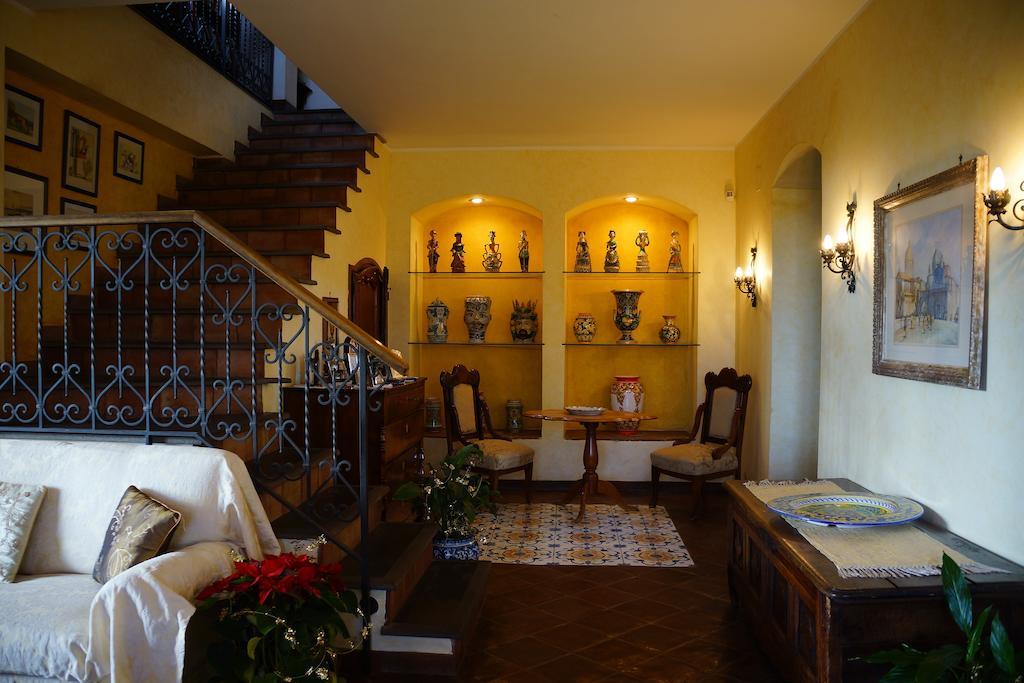 Bed And Breakfast Il Glicine 皮耶迪蒙泰埃特内奥 外观 照片