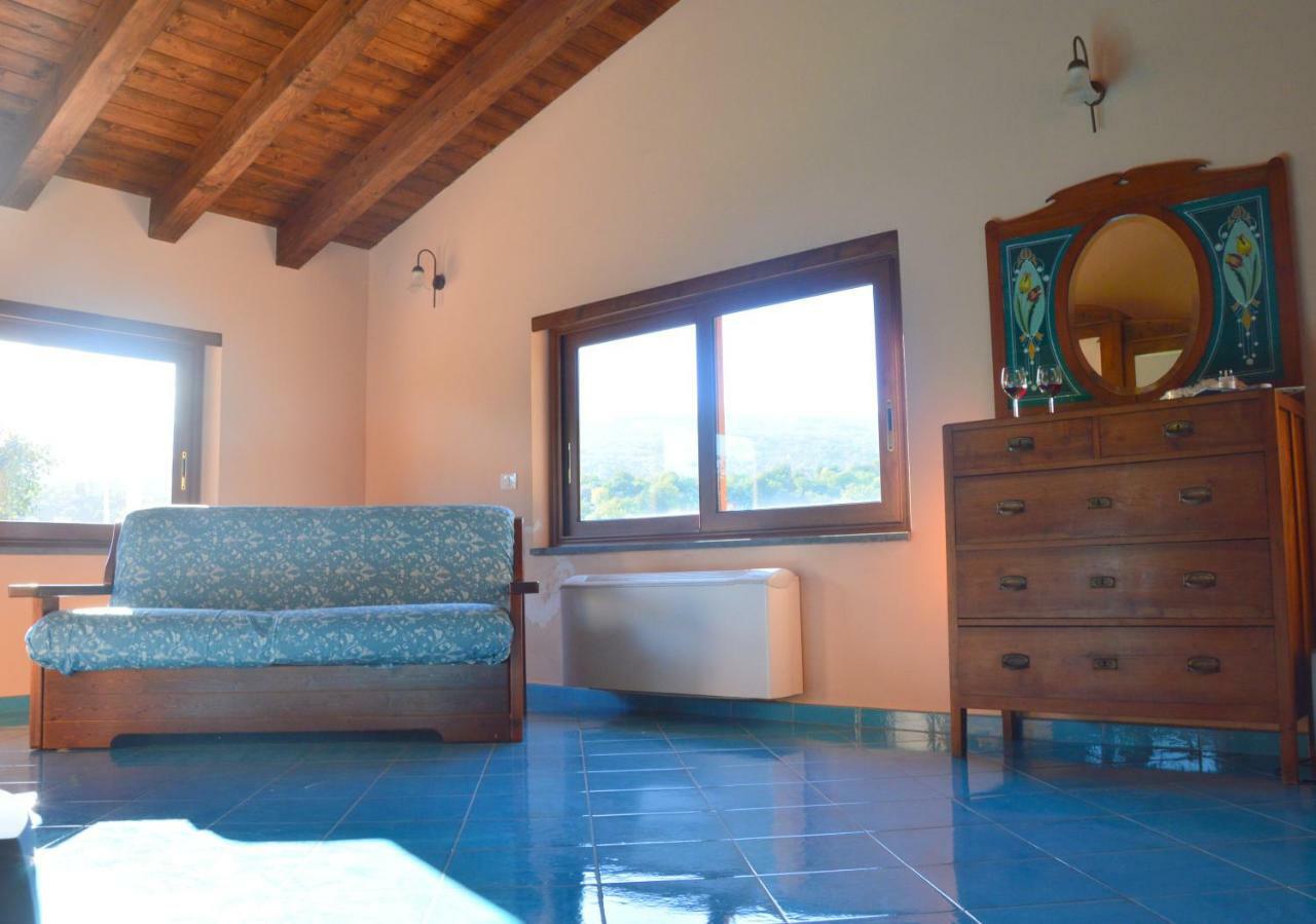 Bed And Breakfast Il Glicine 皮耶迪蒙泰埃特内奥 外观 照片